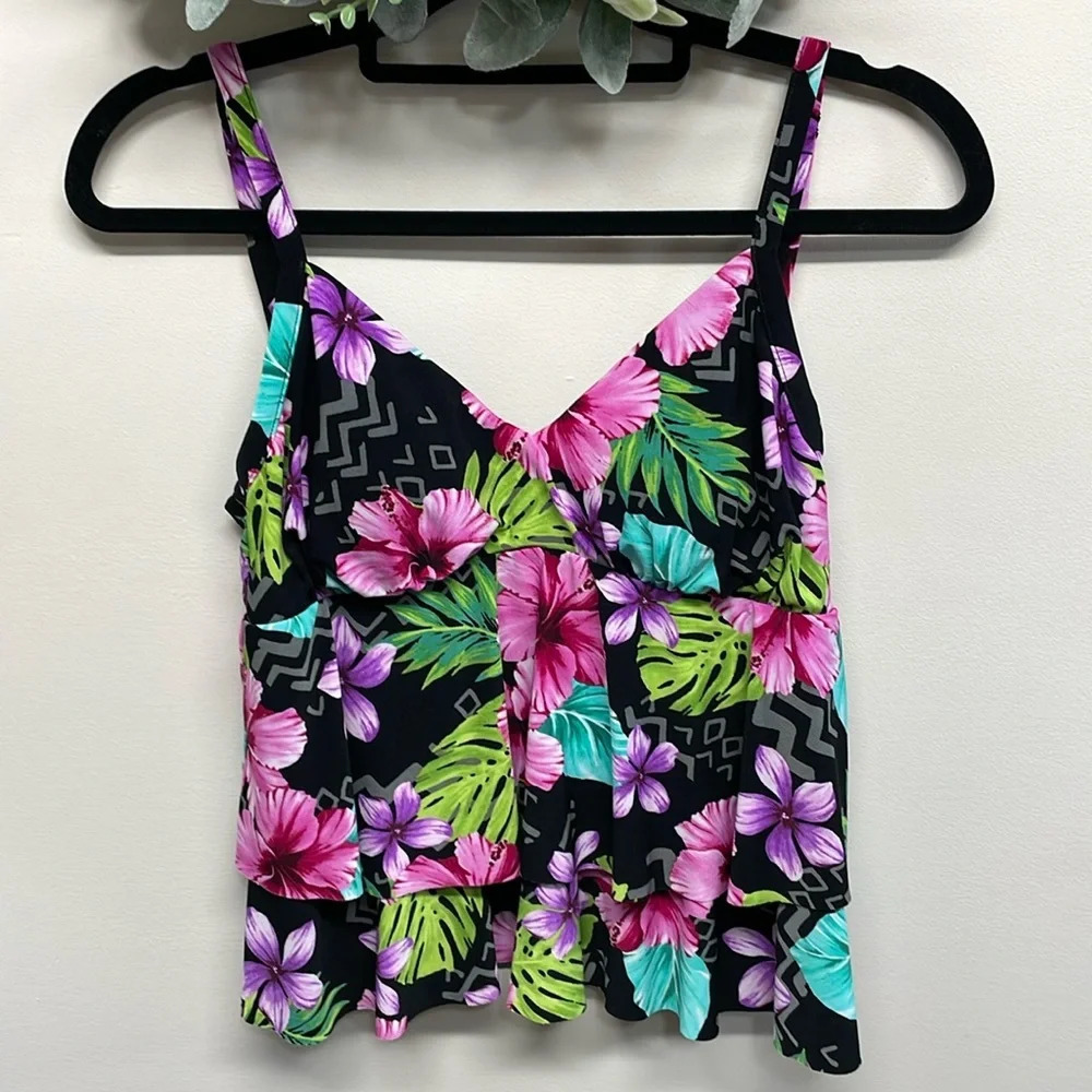 NWOT St John’s Bay Swimsuit Tankini Top Black Floral 8
